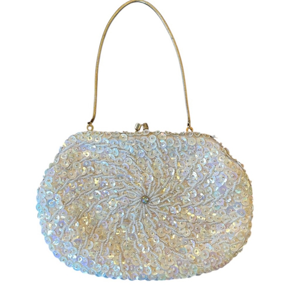 Encore Vintage White Sequins bag w/gold clasp & gold chain handle 8”Wx 5.5”H